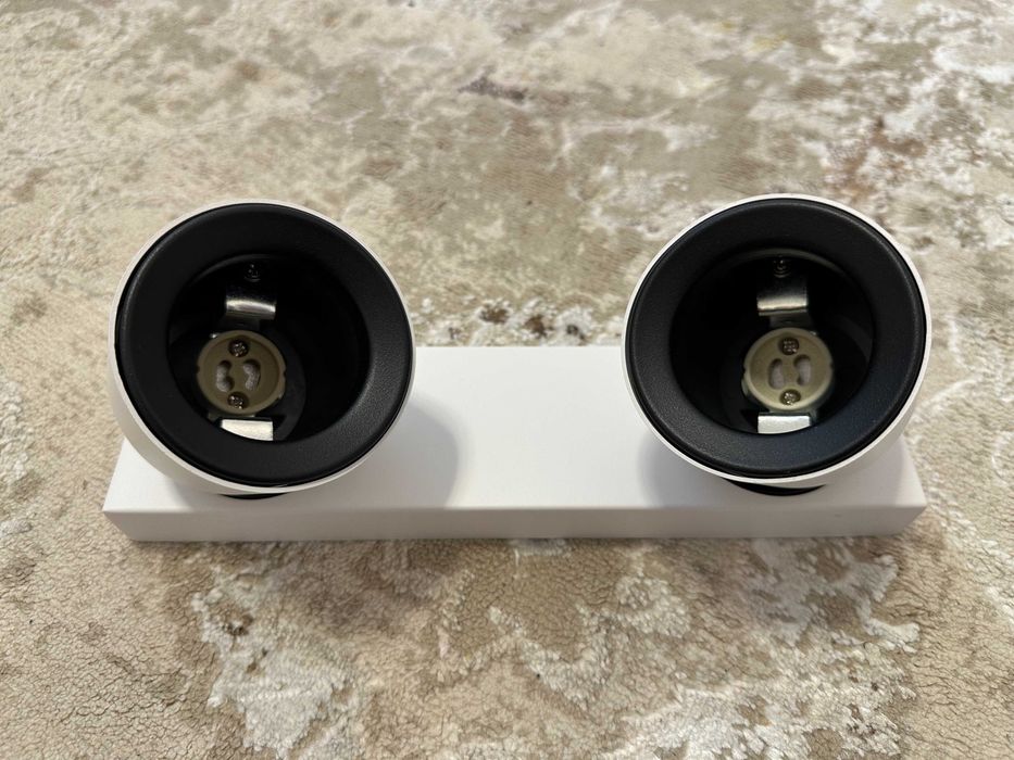 Зовсім новий стельовий прожектор Italux SPL-2855-2B-WH 2x35W GU10