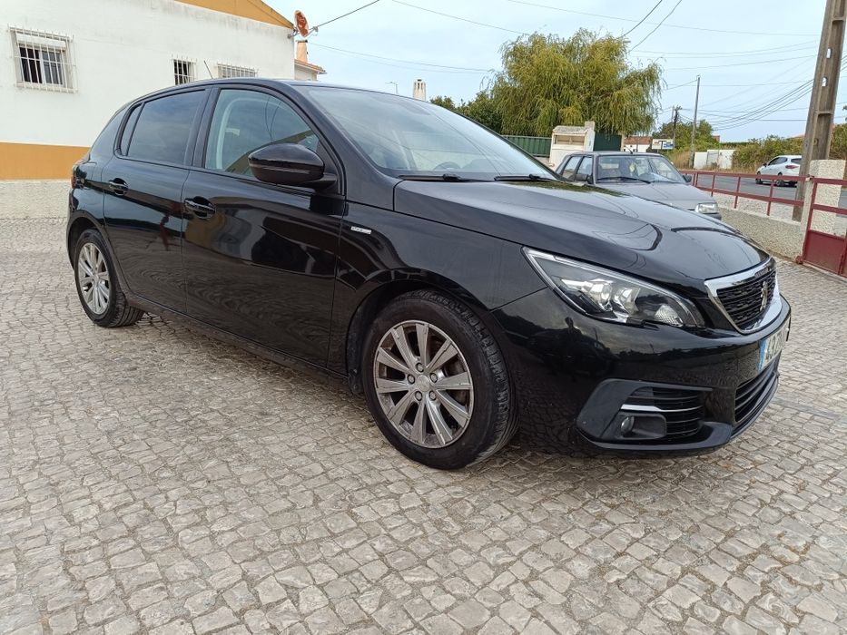 Peugeot 308 — fotografia 4