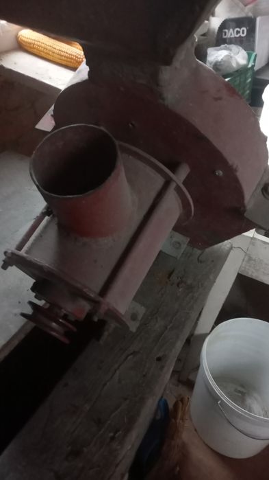 Продам робочу частину зернодробілки