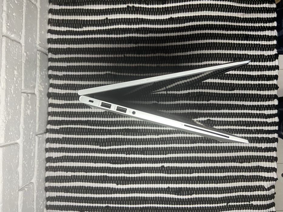 Ноутбук HP Elitebook i7-1185G7 / 16Gb / 256Gb / Win 11