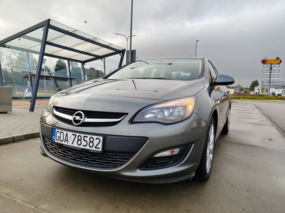 Opel Astra Przebieg 32700 ,pierwsza rejestracja 2018r