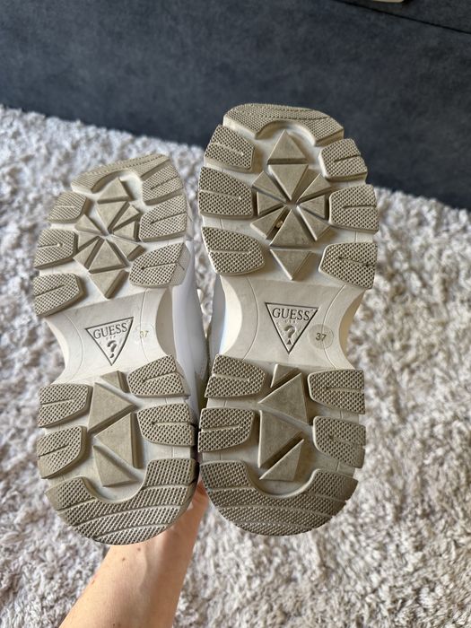 Tenis Guess tam. 37