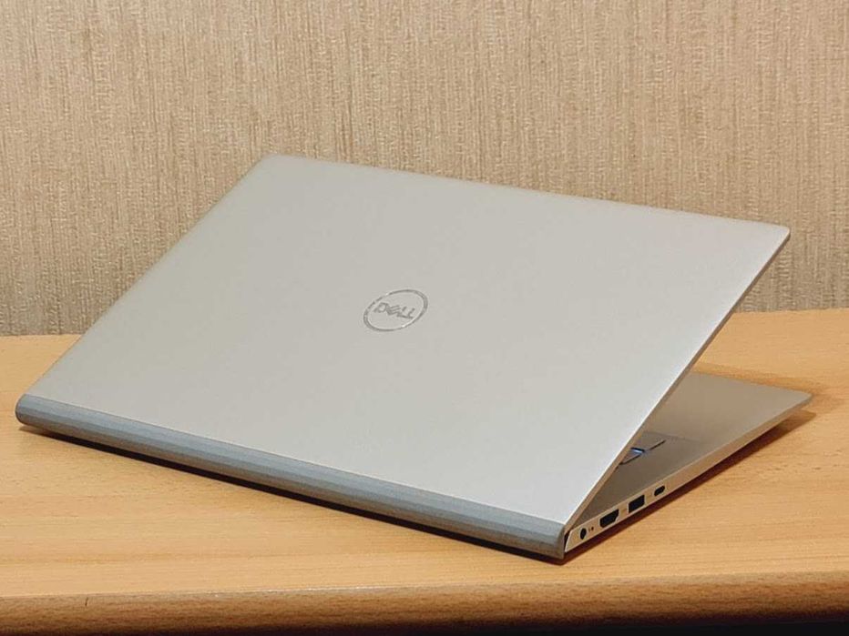 Dell Inspiron 5402 Intel Core i7-1165G7 RAM16Gb SSD256Gb Батарея7годин