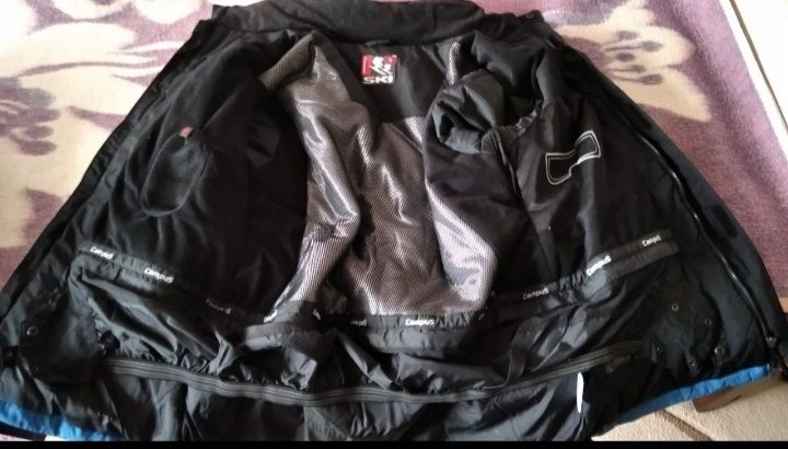 Лыжная куртка . Мужская .