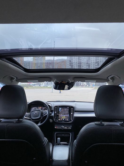 VOLVO XC40 T5 Momentum