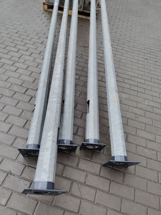 Słup 5m z lampą LED