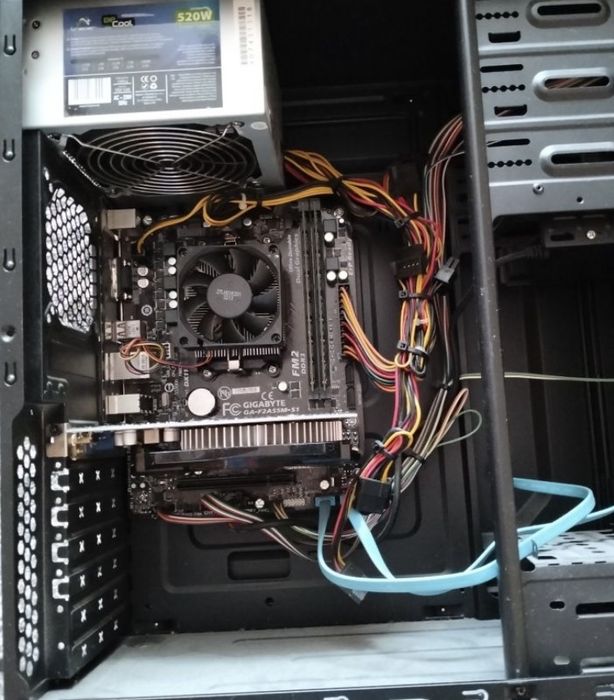 Komputer do grania, biura sprawny