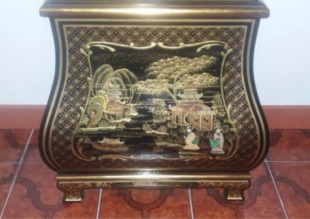 Relógio de pé tipo “chinês”