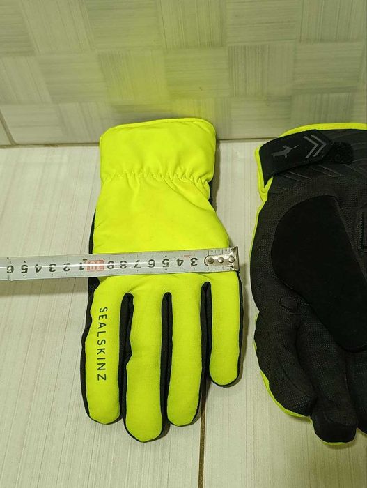 водонепроницаемые  перчатки Sealskinz Waterproof