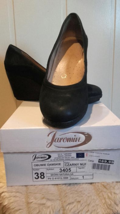 OKAZJA ZA NIEWLKÀ CENĘ fajne buty skórzane