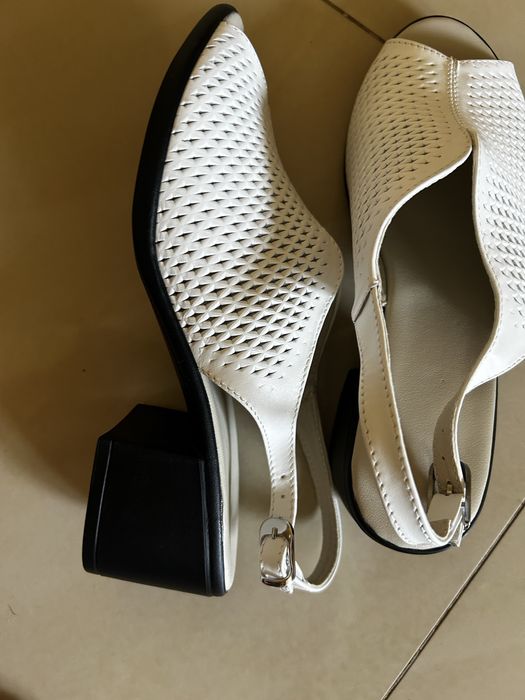 Босоніжки, літні нові