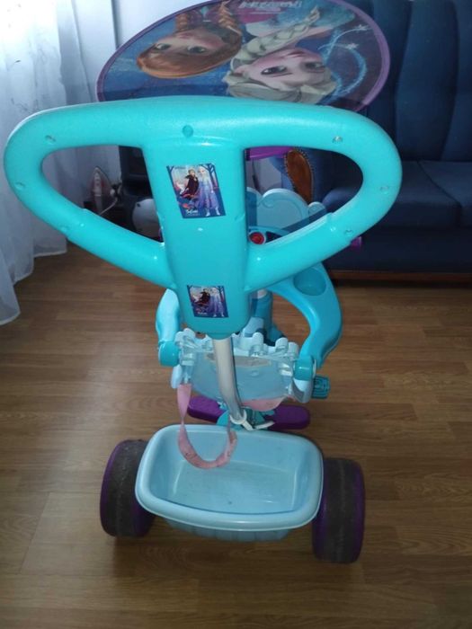 Triciclo da Frozen de menina