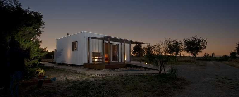 casa modular e amovível - 45m2 + deck exterior + arrumos + fossa.