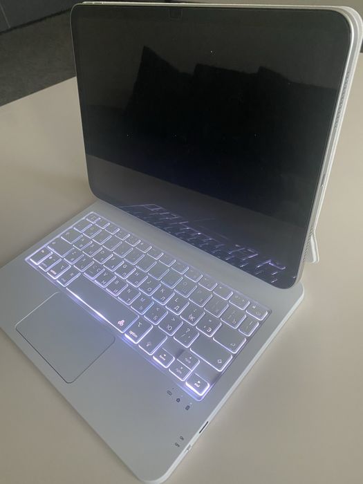 Чехол з клавіатурою та тачпадом Ipad 10,9/11