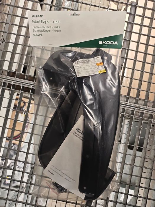 Chlapacze Kodiaq tył