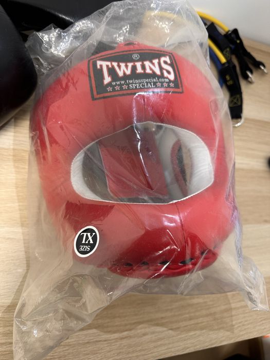 Kask bokserski Twins Special  HGL 10 XL Rd (Boks Tajski)