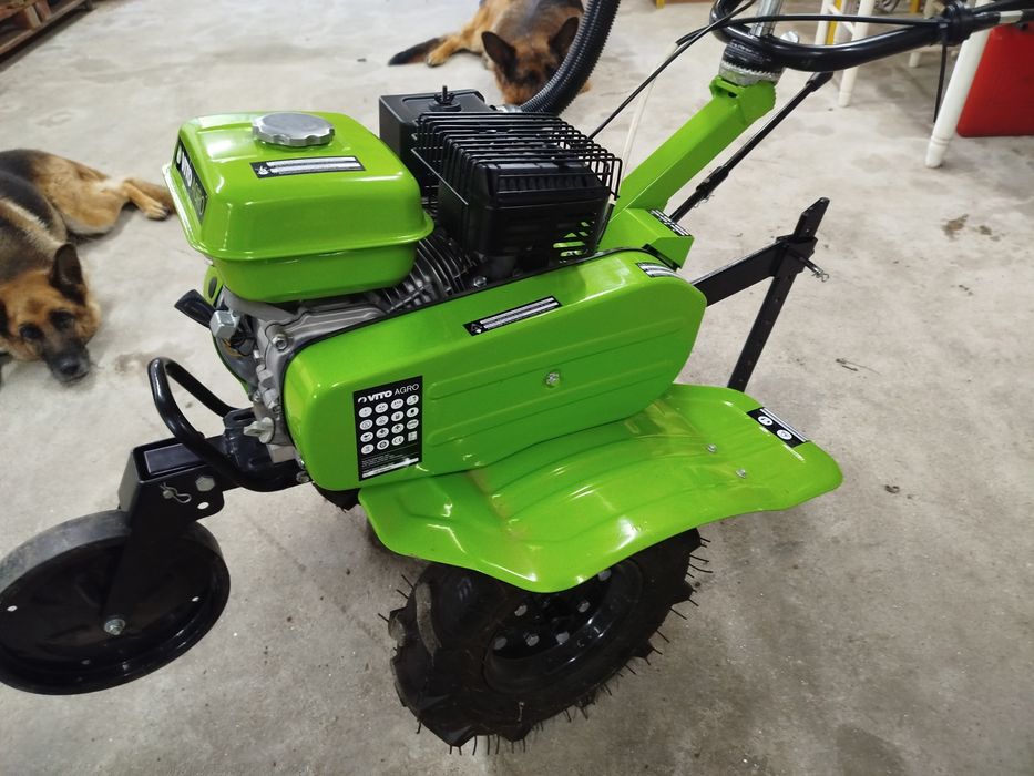 Motoenxada vito com rodas fresa e abre regos