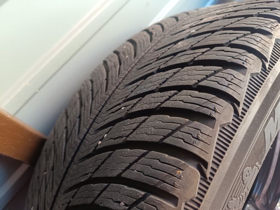 Sprzedam opony Michelin Pilot Alpine 19x50x235
