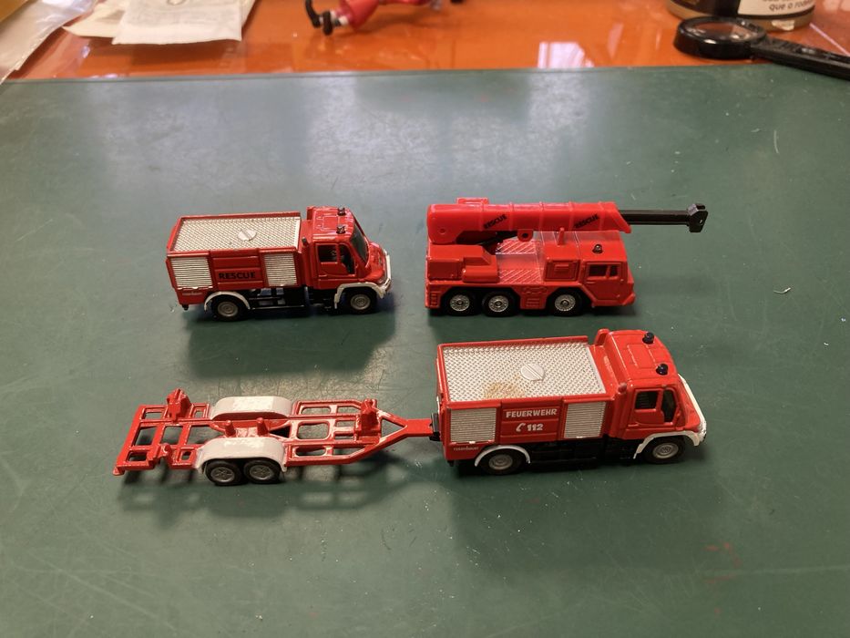 Lote 4 miniaturas Siku bombeiros