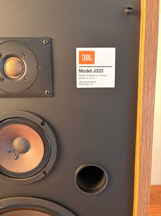 Colunas de Audio - JBL - Model J325