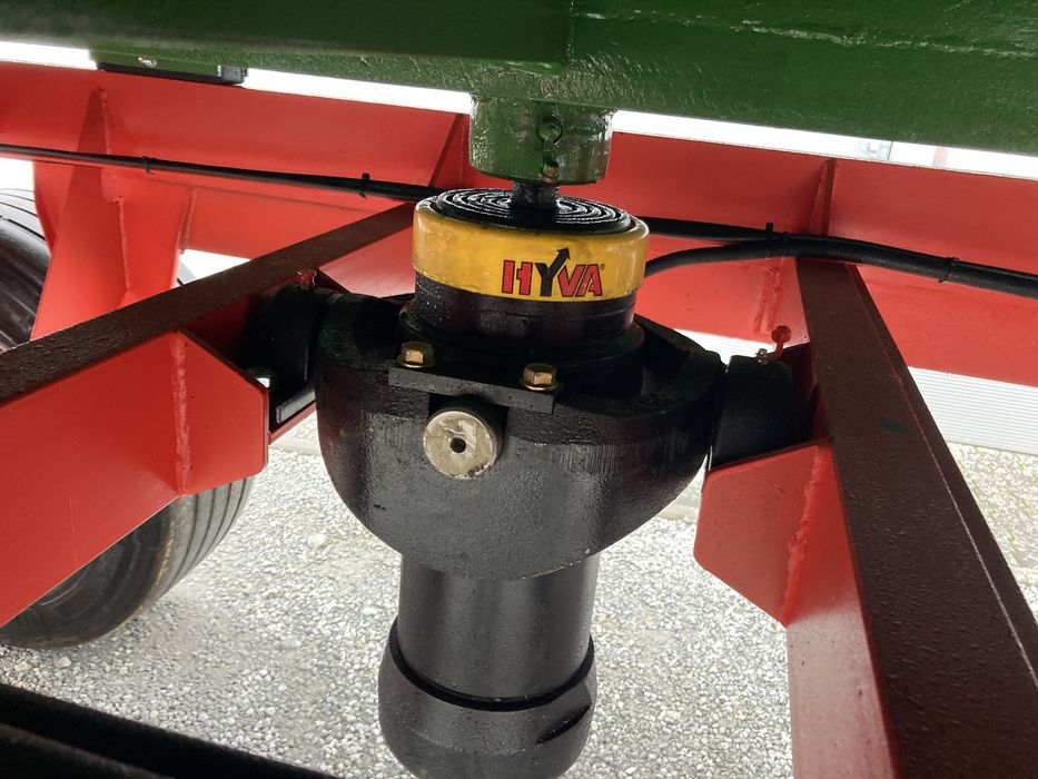 Przyczepa wywrotka 3 str.wywrot,