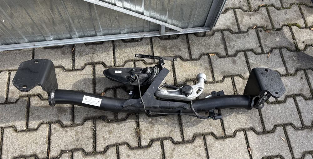 hak BMW X2 U10 oryginał 2024R DEMONTAŻ