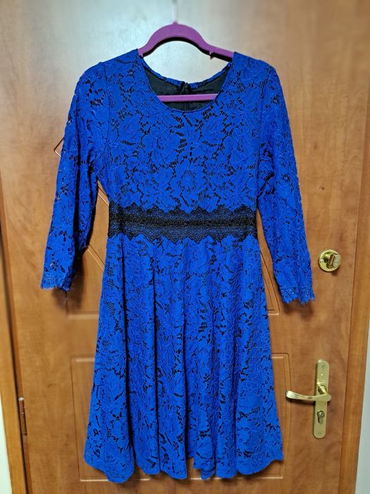 Sukienka koronkowa