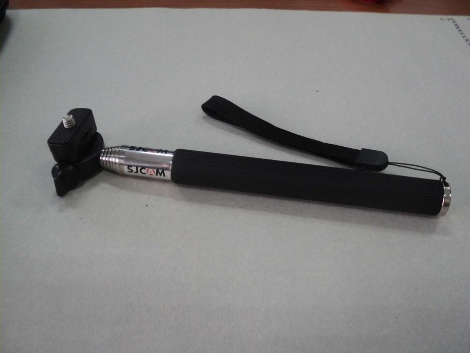 Câmara Xiaomi Yi + Acessórios (Como Novo)