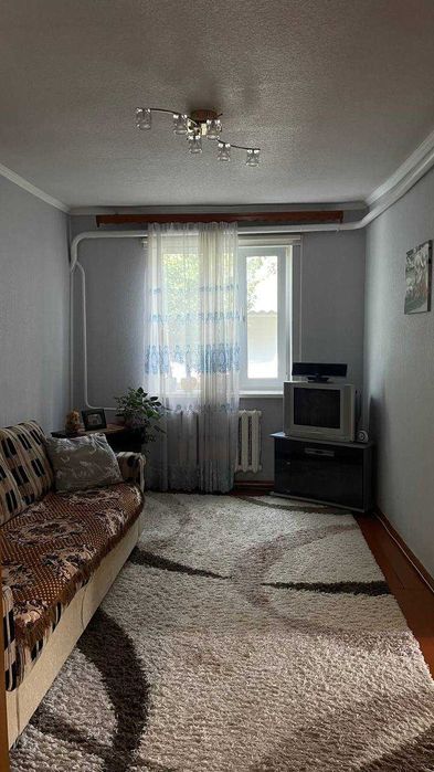 Продам будинок  99,2 м² з гаражем та власним подвір'ям.