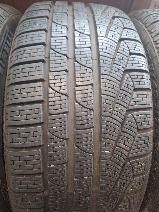 Opony zimowe Pirelli Sottozero 235 40 r19 96V