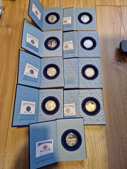 Medalhas de Prata Iubilaeum 2000 A.D.