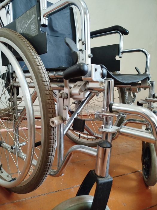 Інвалідний візок каляска