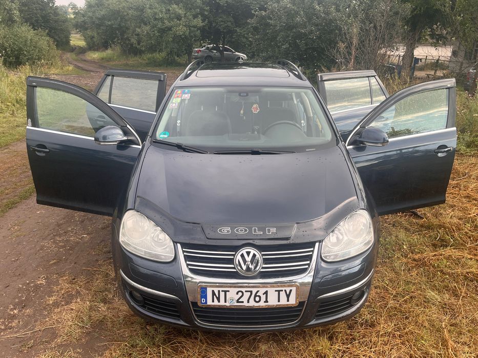 Volkswagen Golf V