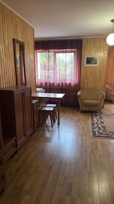 Здається кімната