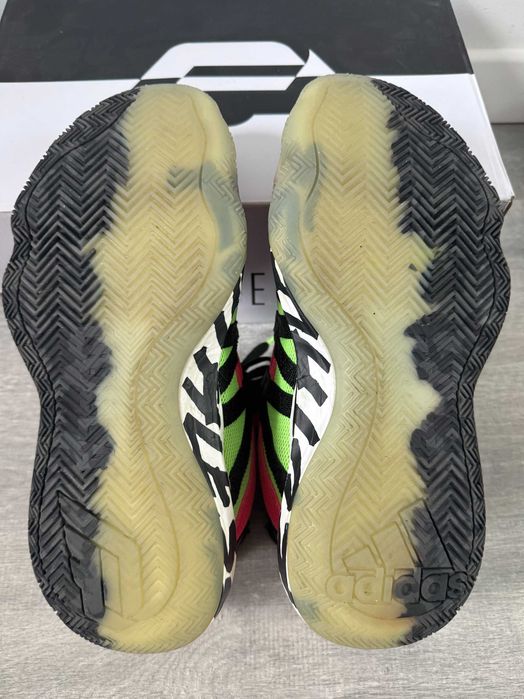 buty ADIDAS dame 6 - uk 6,5 us 7 - 40 -25 cm