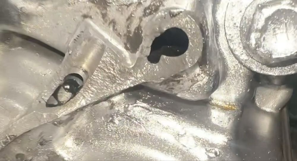 Продам кові адванс 250