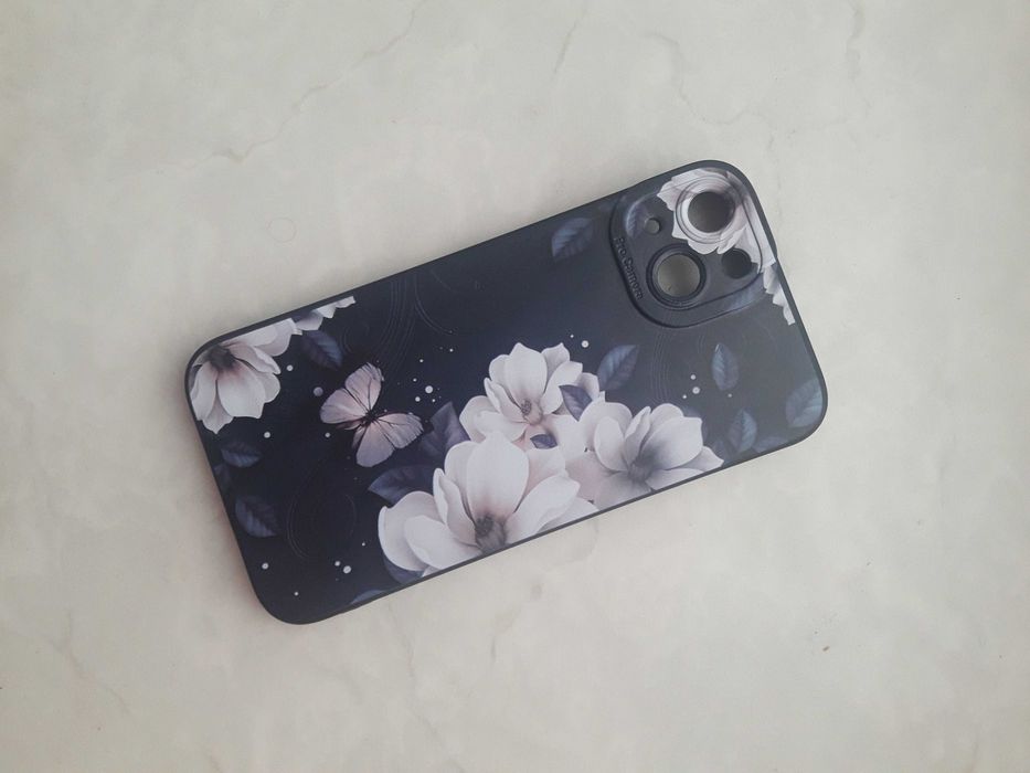 Чохол на iPhone 13