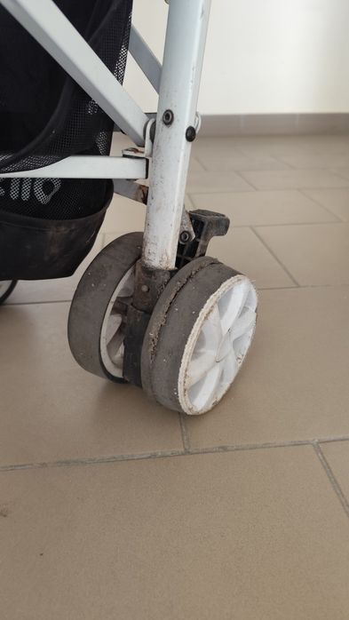 Дитяча коляска Carello