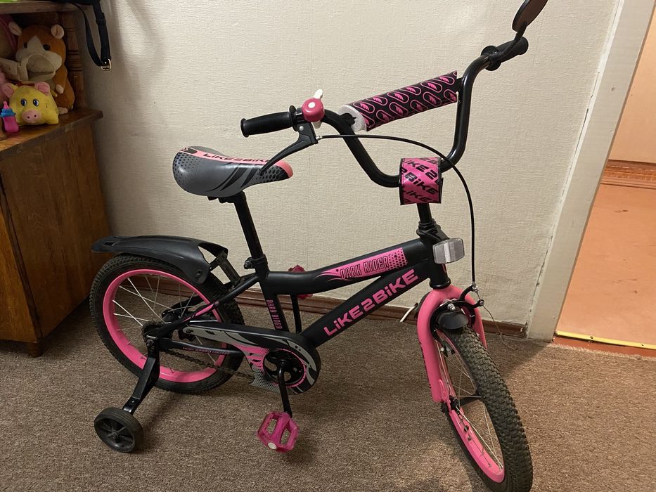 Дитячий велосипед LIKE2BIKE з допоміжними колесами