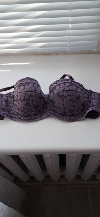 Бюстгальтер  Diorela