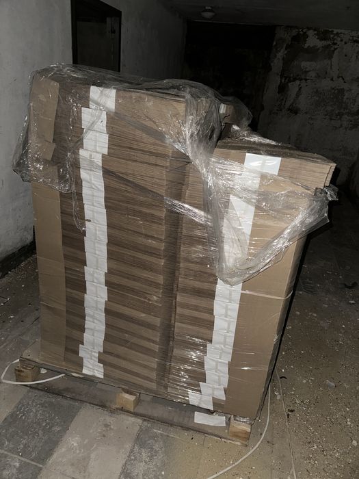 Картонні коробки