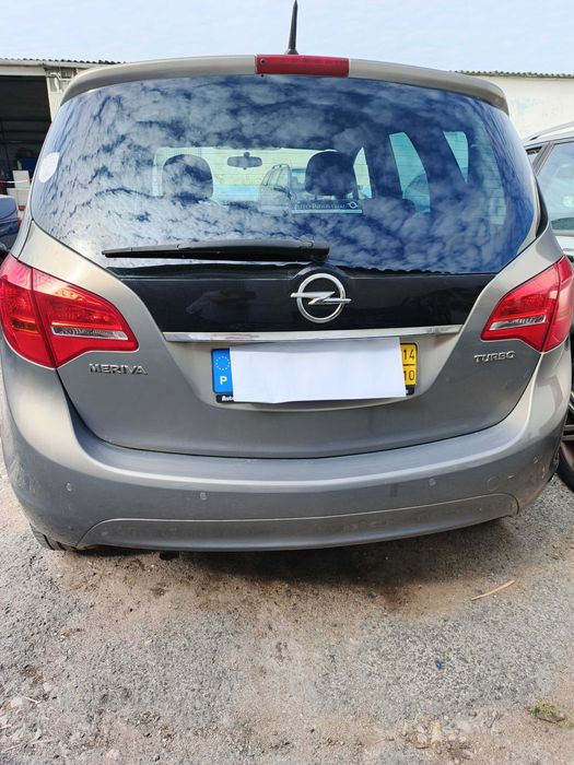 vendo carro Opel Meriva 2014