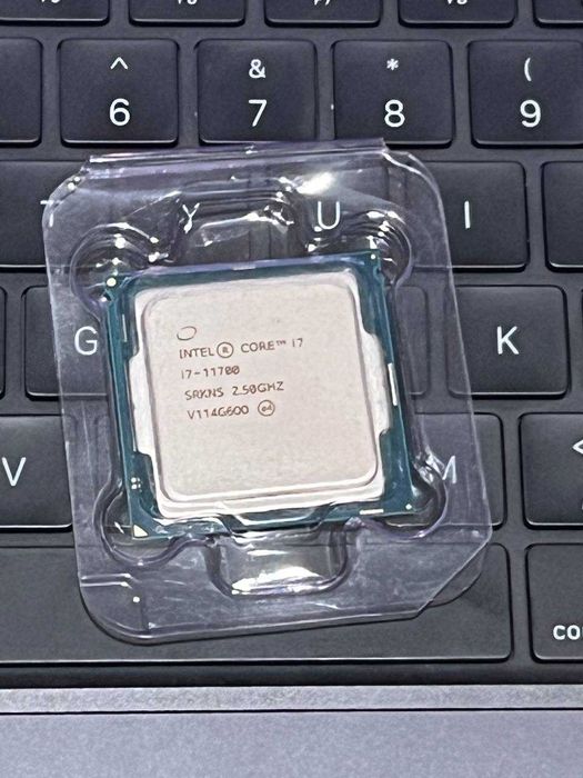 Процесор Intel Core i7-11700 8 ядер 16 потоків до 4.9 ГГц Rocket Lake