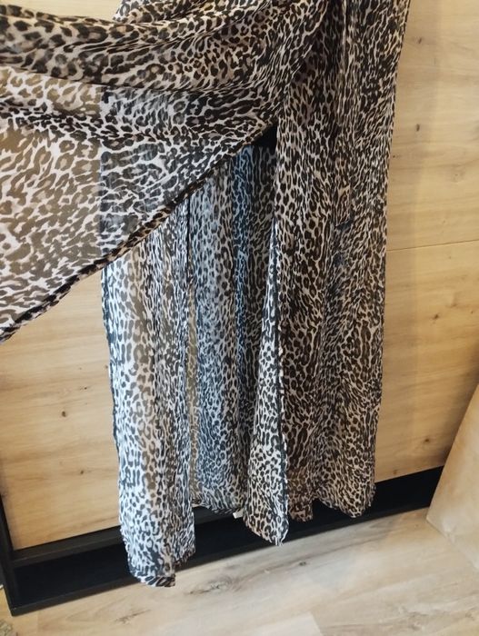 Sukienka mgiełka maxi w panterkę Mohito r.40