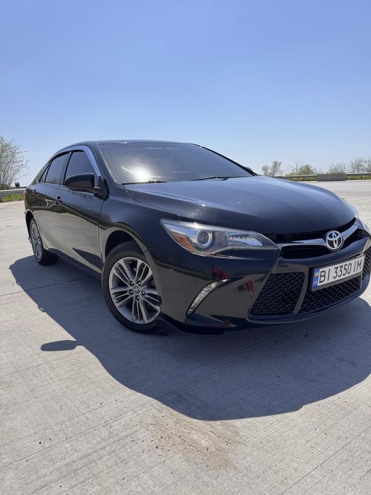 Продам Toyota Camry SE