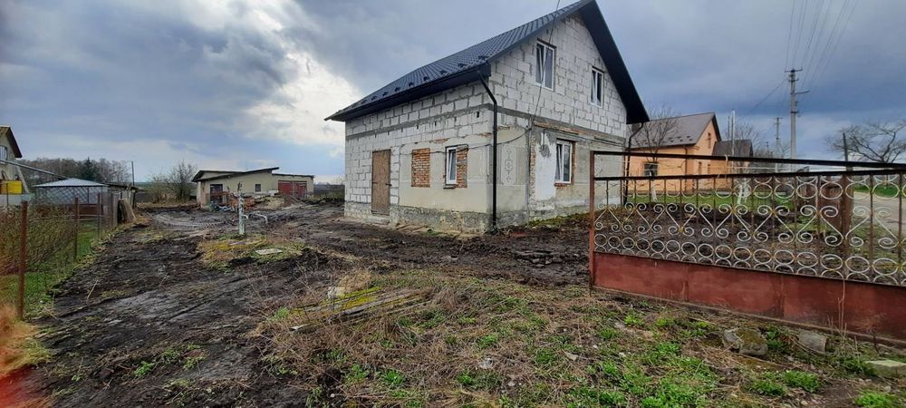 Продам будинок в селі Озерна