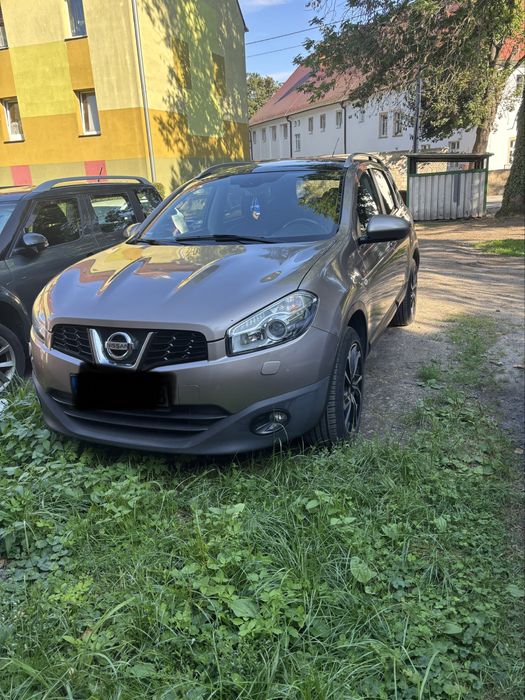 Nissan Qashqai+2