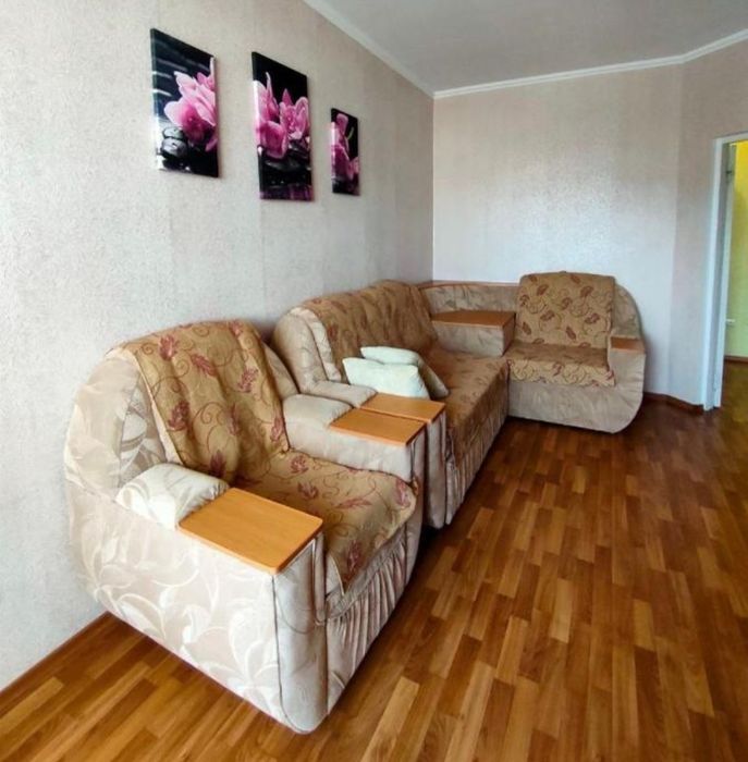 Угловой диван (можно с креслом)