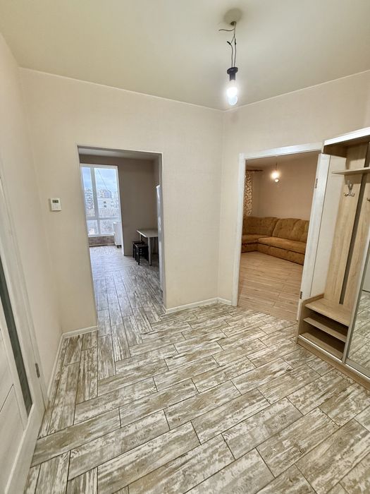 Продаж квартири Леваневців