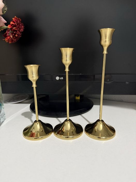 Металеві підсвічники